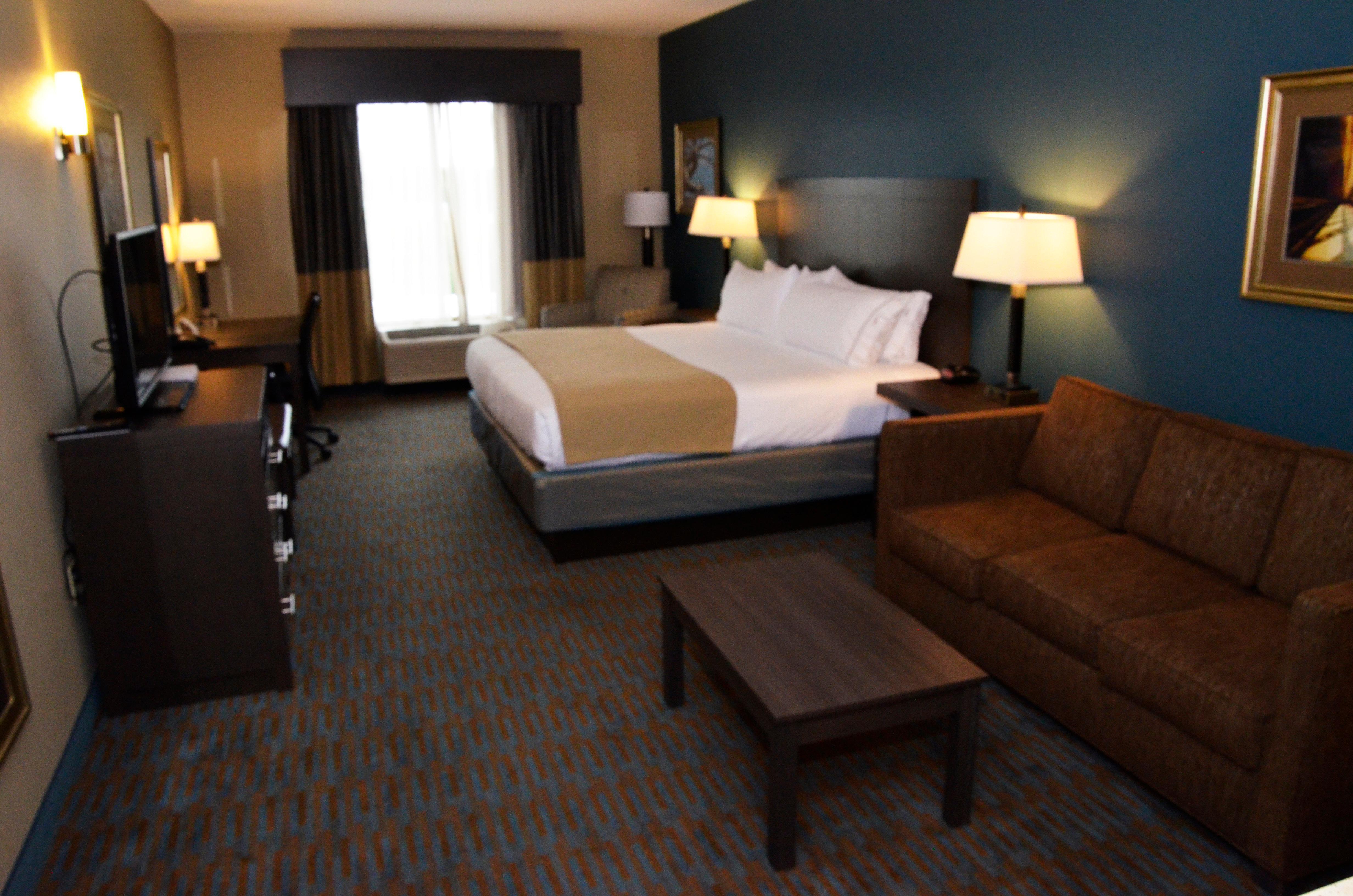 Holiday Inn Express Hotel & Suites Goldsboro - Base Area By Ihg Exterior foto